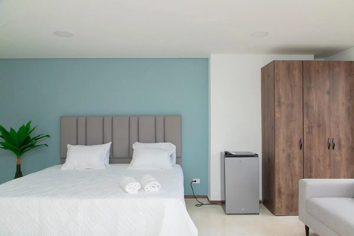 Laureles Suite Faro 78 4 Queen Bed Con Aire Medellín Colombie