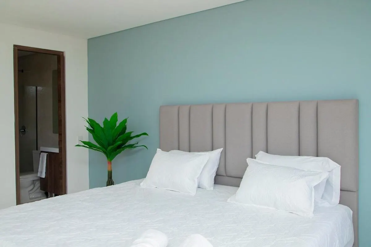 Apartment Laureles Suite Faro 78 4 Queen Bed Con Aire Medellin Colombia